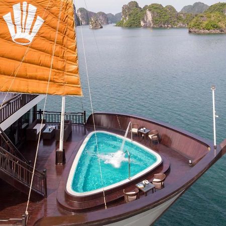 Genesis Luxury Regal Cruises Hotel ฮาลอง ภายนอก รูปภาพ