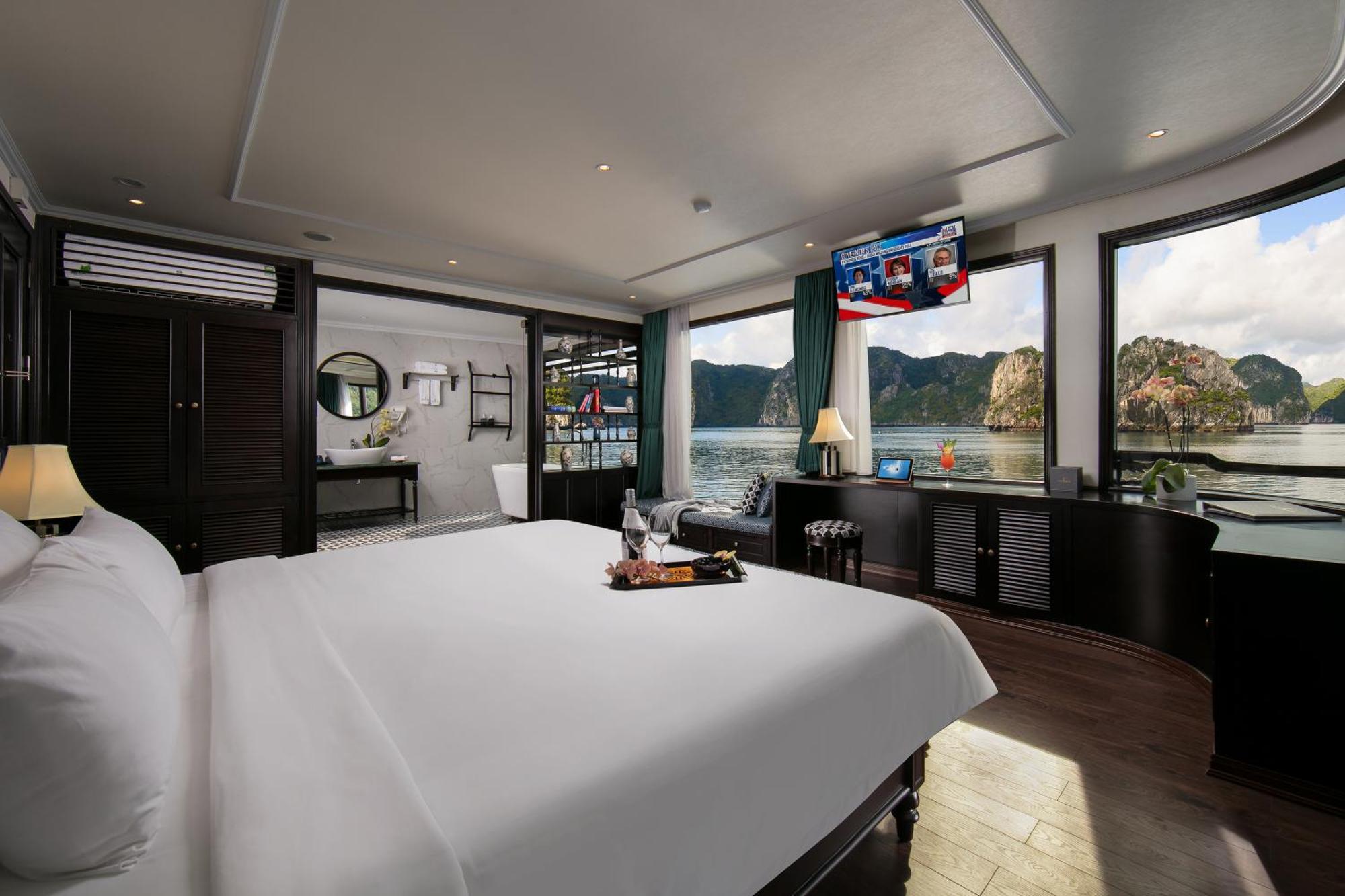 Genesis Luxury Regal Cruises Hotel ฮาลอง ภายนอก รูปภาพ