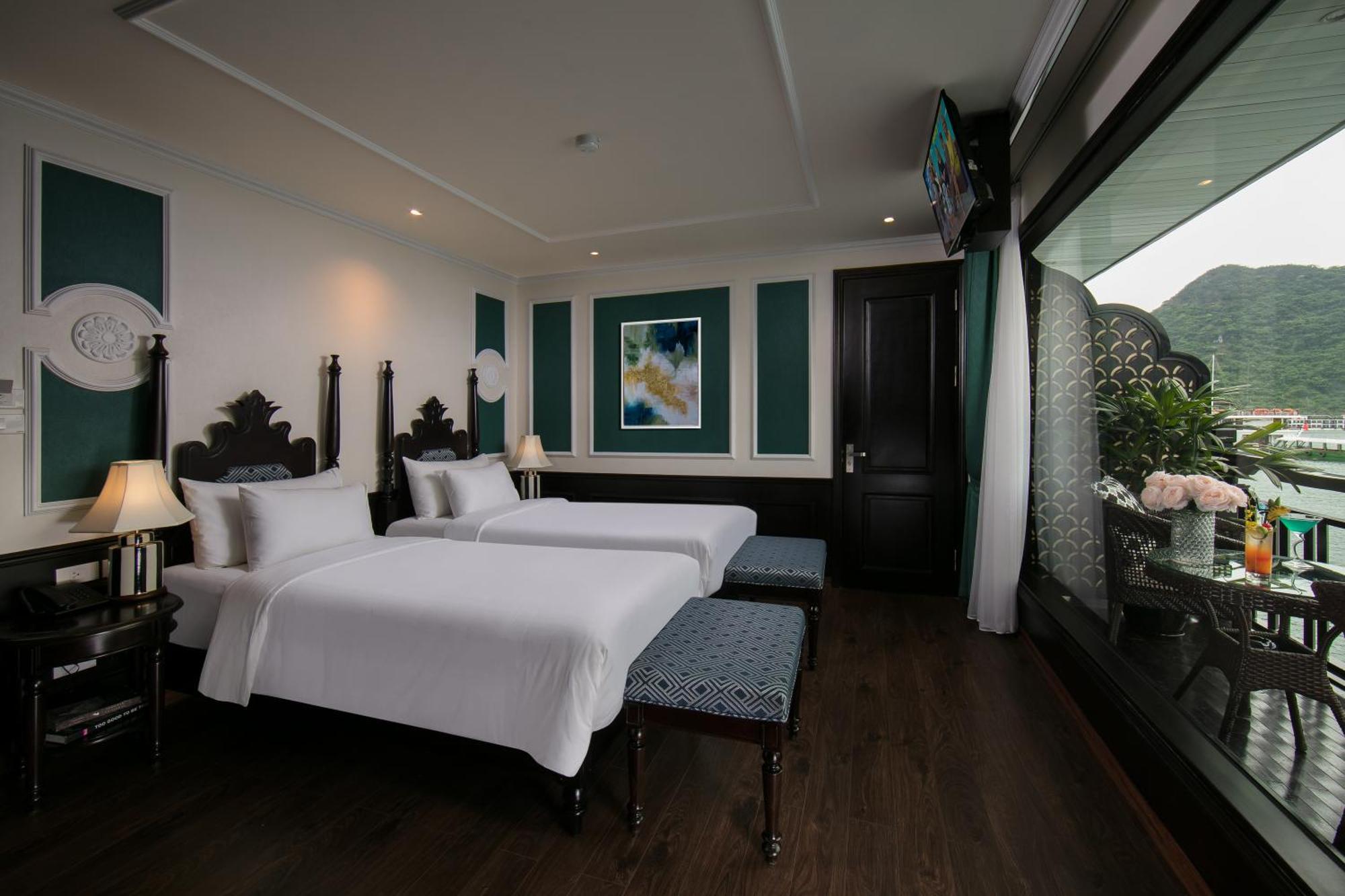 Genesis Luxury Regal Cruises Hotel ฮาลอง ภายนอก รูปภาพ
